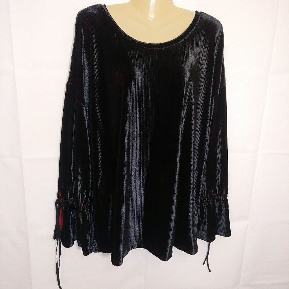 Cato Plus Size 18/20 Blouse Black Red Bell Sleeve